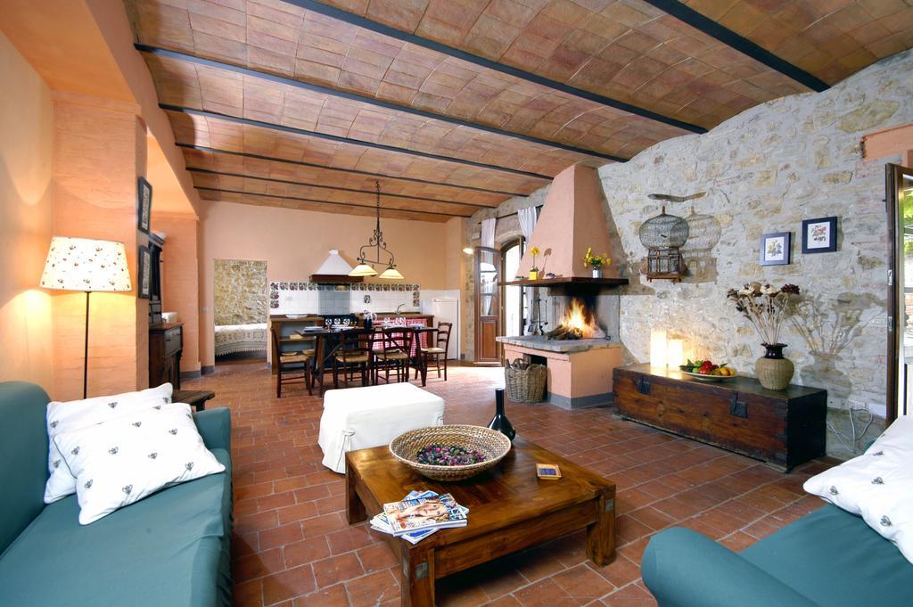 Agriturismo San Lorenzo Della Rabatta Cenerente Pokoj fotografie